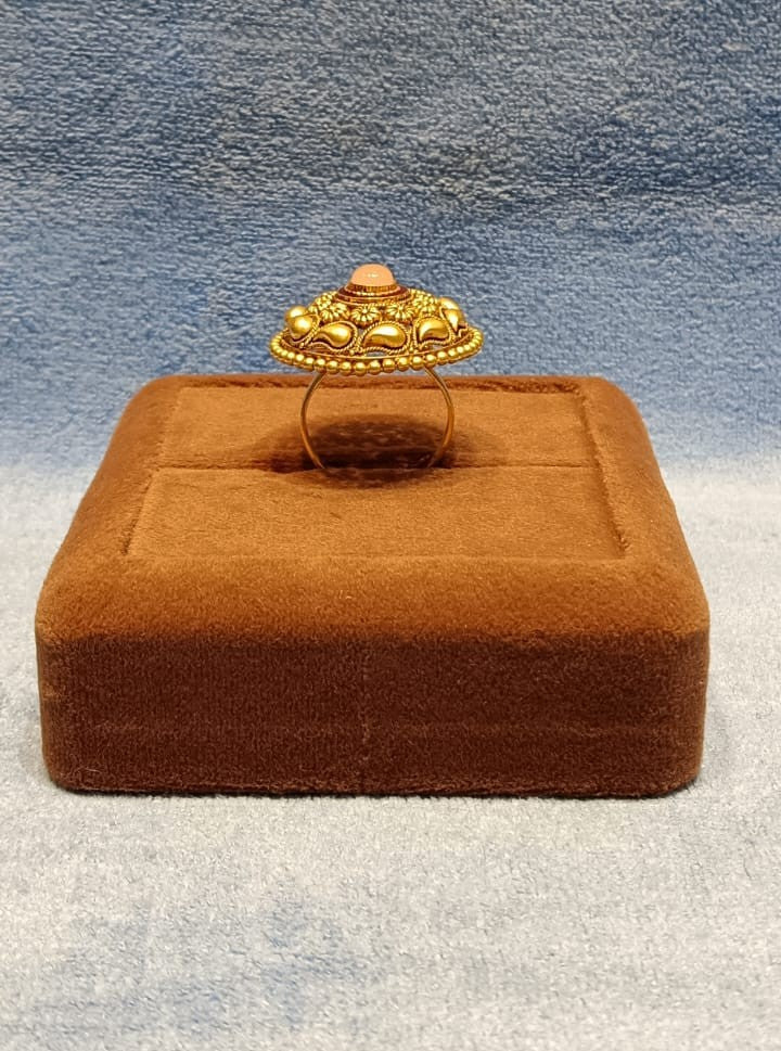 LRK-2134 - 22KT - 7.340 GM