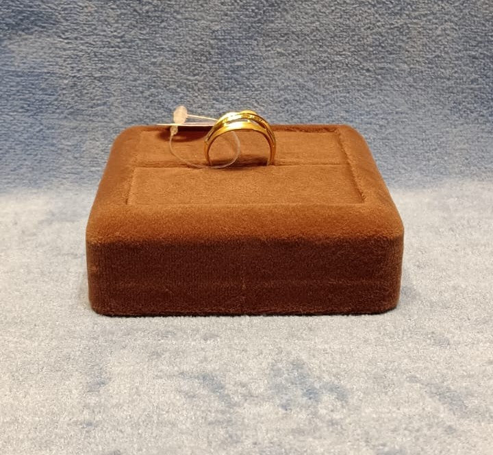 LRK-1873 - 22KT - 3.390 GM