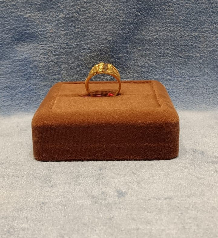 LRK-2590 -22KT - 5.670 GM