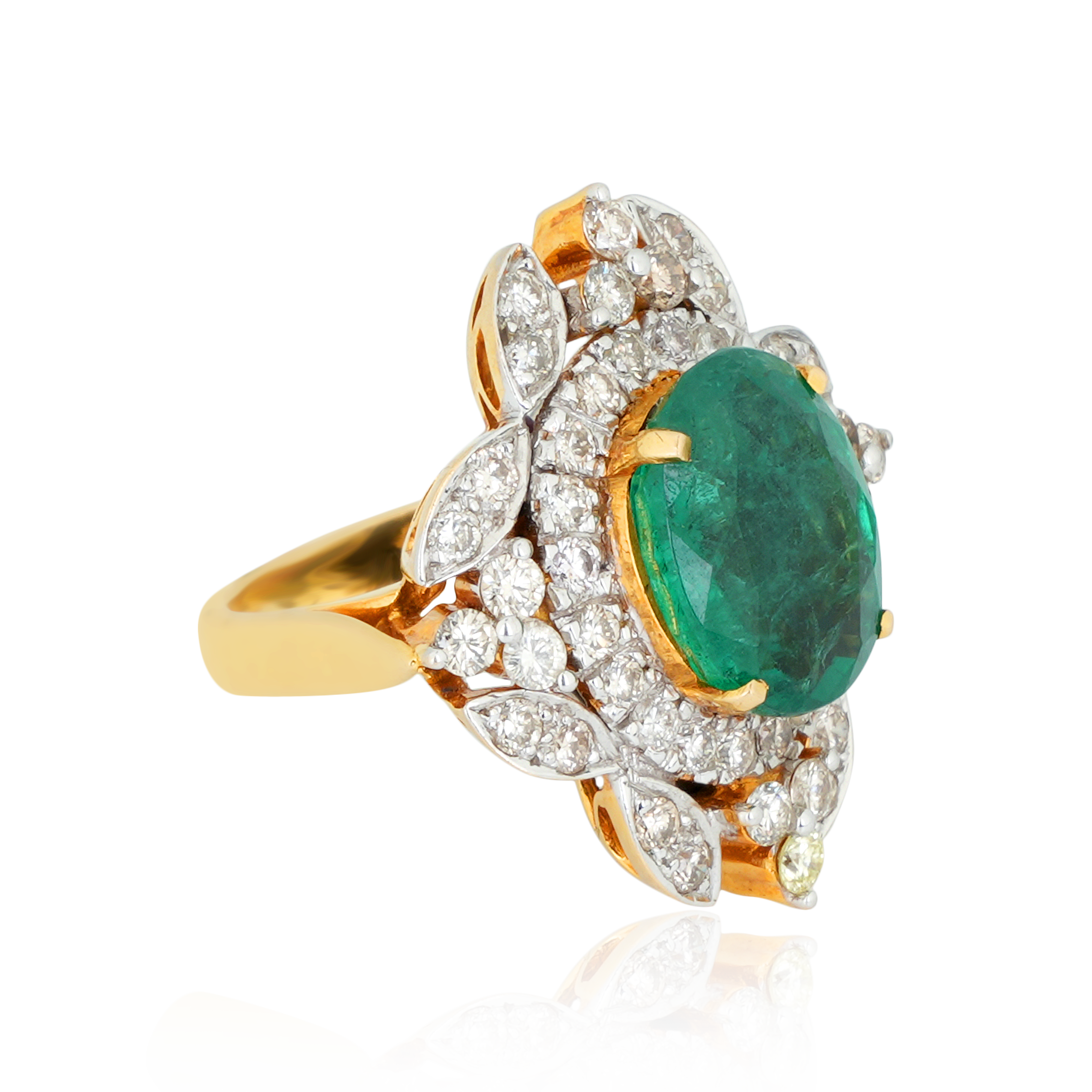 DLRE - 856 Emerald Diamond Ring