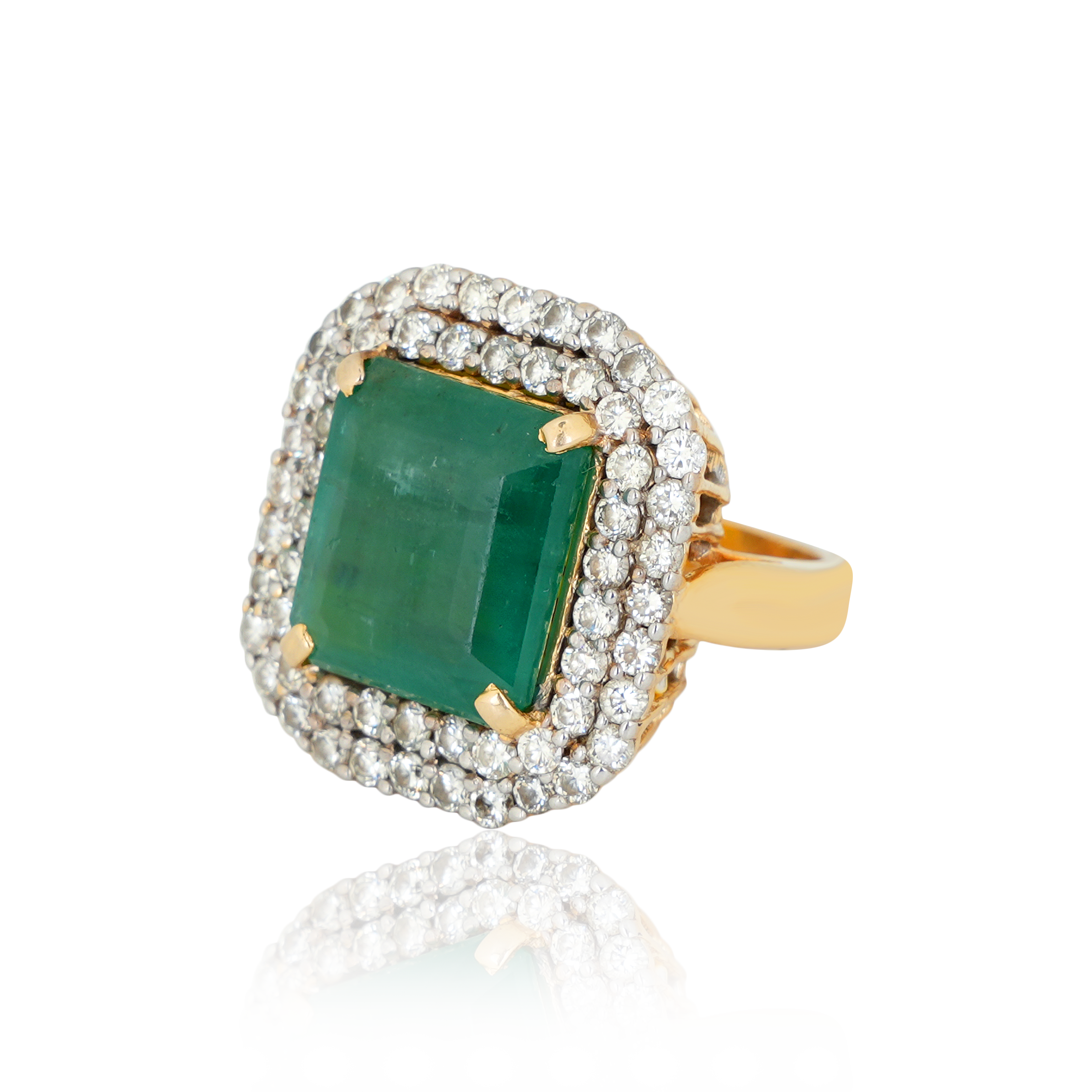 DLRF - 944 Emr Diamond Ring