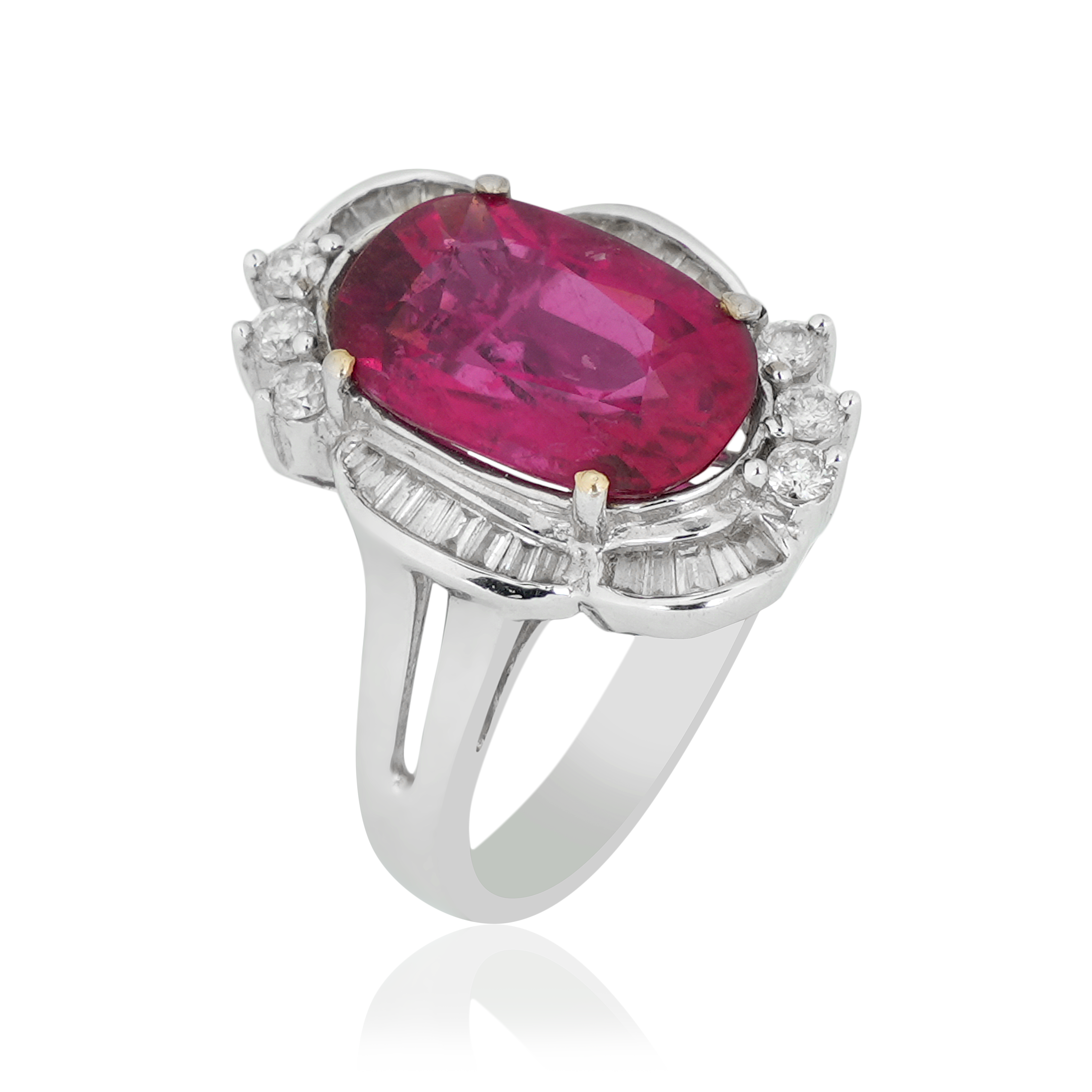 DLRE - 309 Tourmaline Diamond Ring
