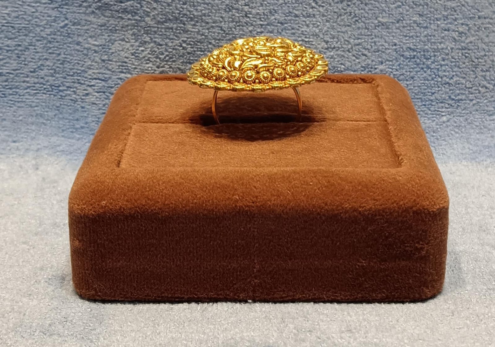 LRK-2212 - 22kt - 8.700 gm
